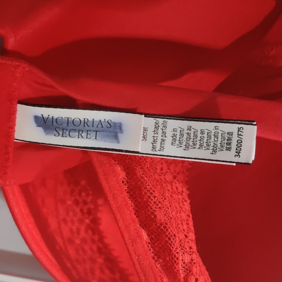 Victoria's Secret Incredible bra 34DDD RED NWOT - Picture 4 of 4